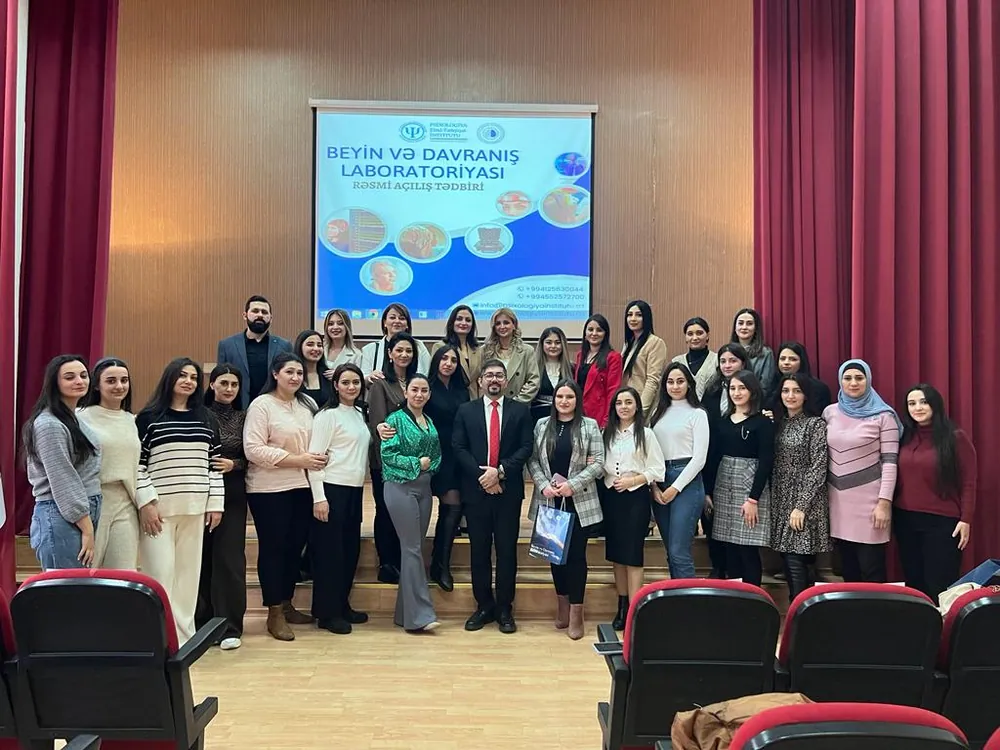 The stage — Congresses and international speaking